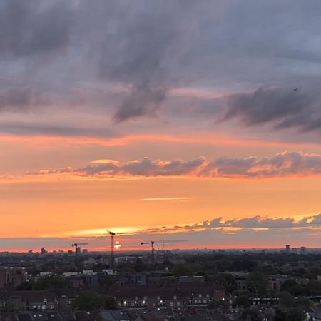 The London Skyline Penthouse Lägenhet Exteriör bild